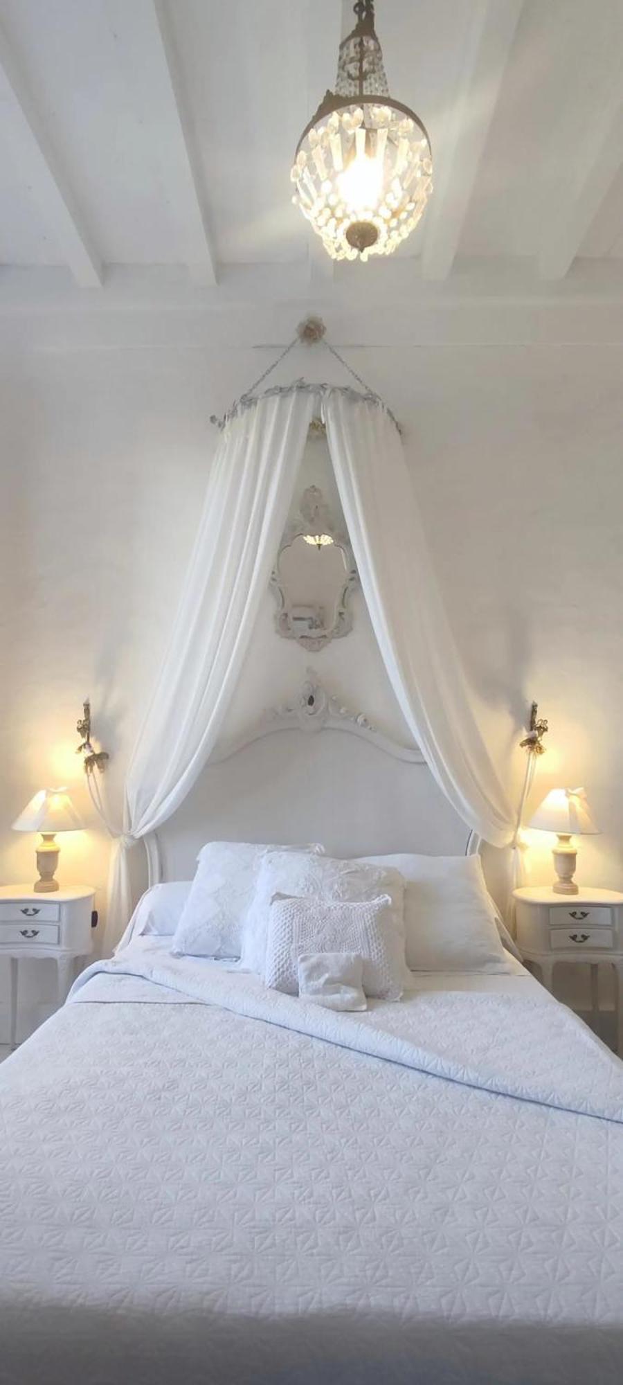 Appartement Spacieux Avec Deux Chambres Au Chateau 발랑스 외부 사진