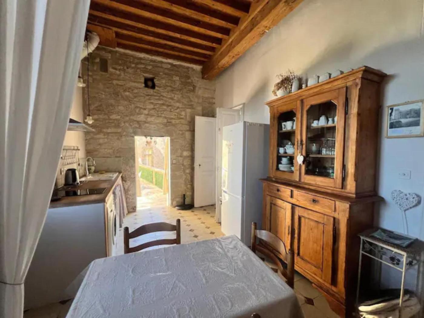 Appartement Spacieux Avec Deux Chambres Au Chateau 발랑스 외부 사진